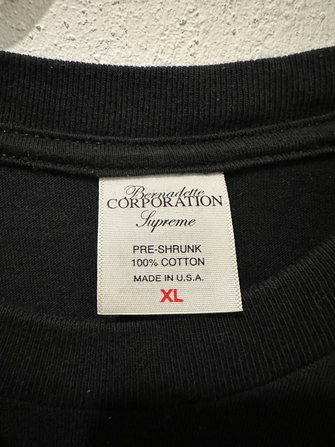 슈프림 x 베르나데트 코퍼레이션 머니 티셔츠 블랙 - 23SS 상품이미지3