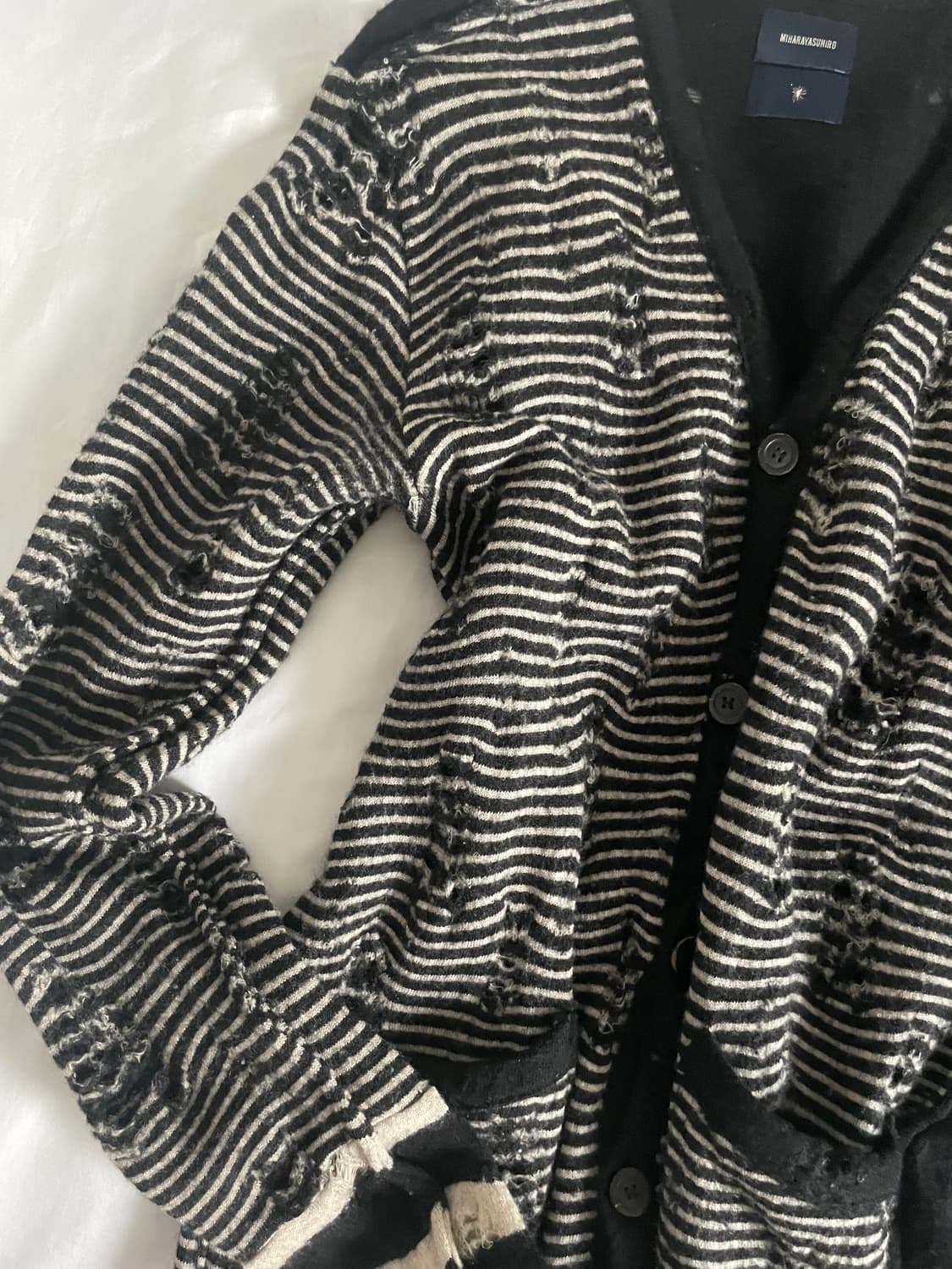 빈티지 mihara yasuhiro 데미지 스트라이프 가디건 니트 상품이미지3