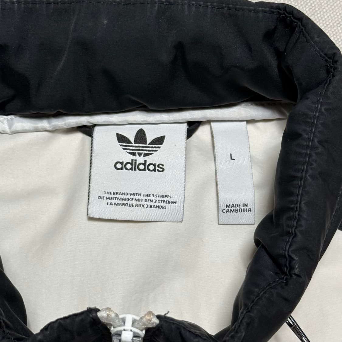 L 아디다스 화이트 배색 윈드브레이커 바람막이 상품이미지4