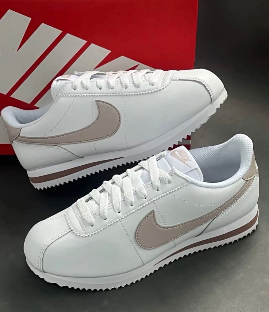 나이키 코르테즈 화이트 플래티넘 바이올렛 상품이미지1