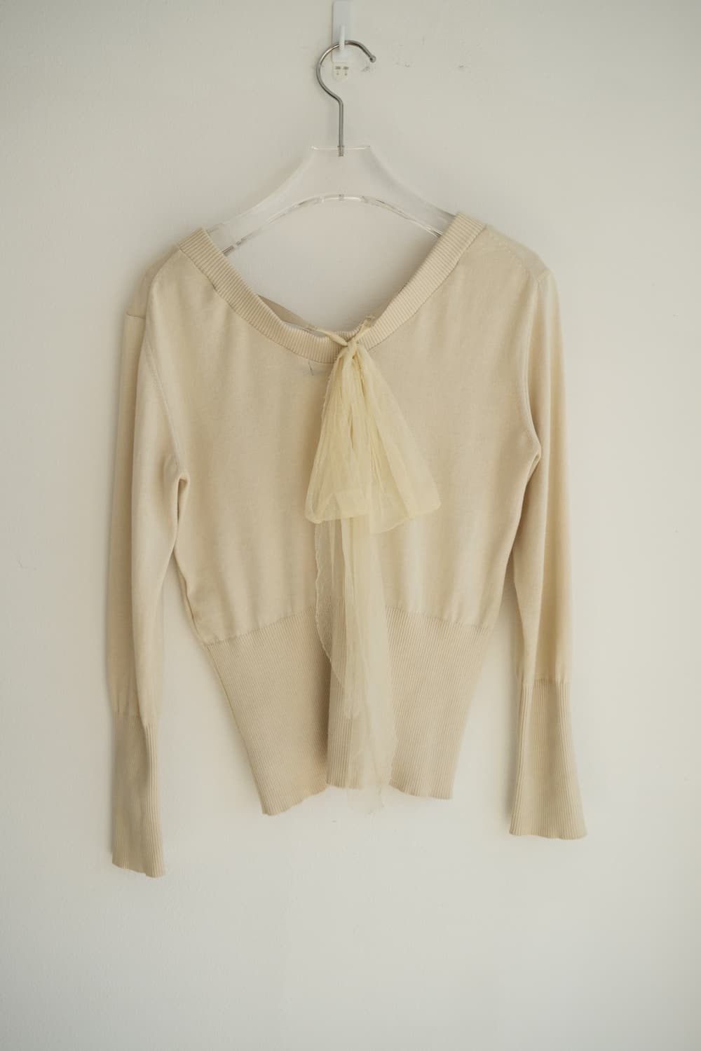 Ribbon v-neck knit top 상품이미지7
