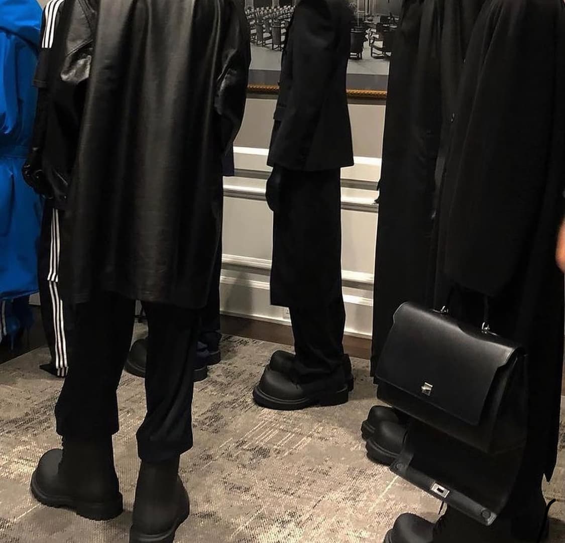 발렌시아가 머니 핸드백 라지 새상품 상품이미지3