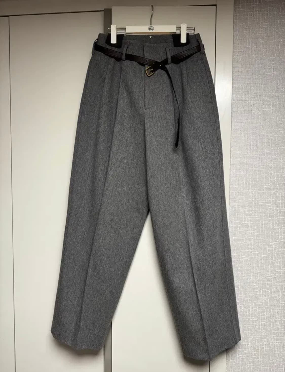 [S] 렉토 25fw 퀸시 벨티드 팬츠 멜란지 그레이 상품이미지2