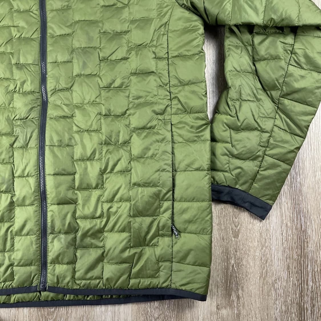 마운틴하드웨어 테메스칼보르즈 경량패딩 라이트 캑터스 상품이미지5