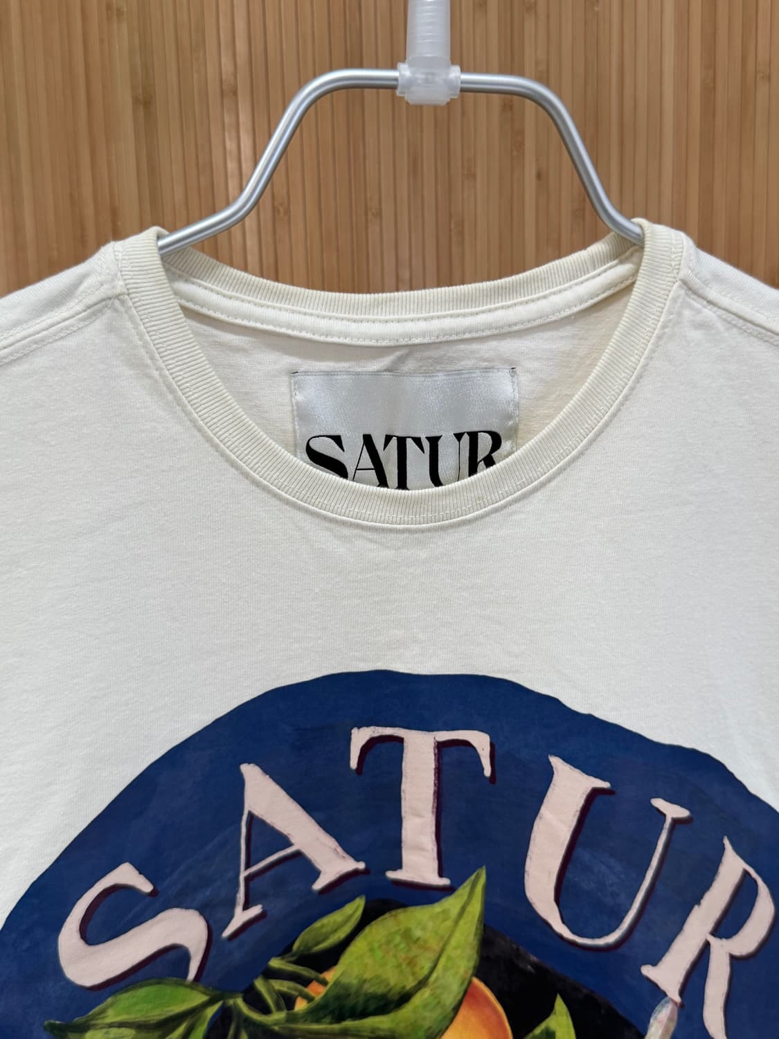 세터 그래픽 반팔 티셔츠 상품이미지4