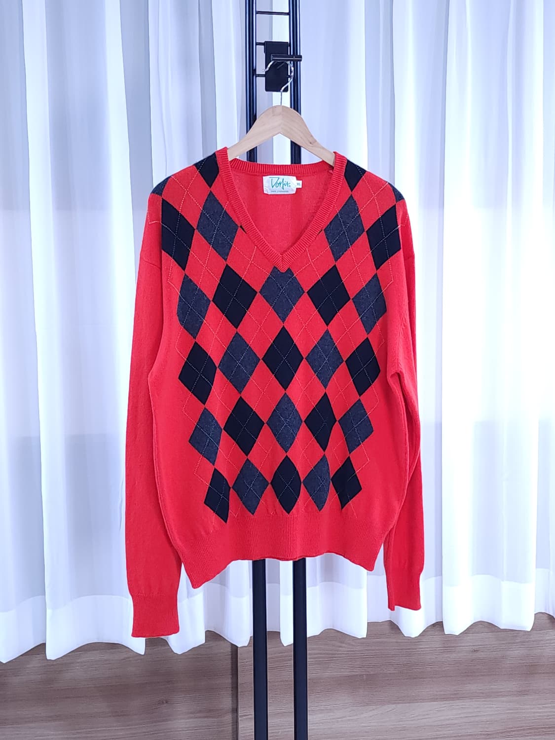 캐시미어100% 아가일 브이넥 니트 상품이미지1