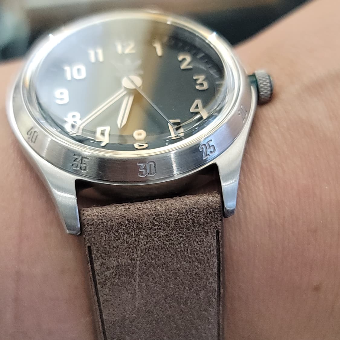 아디다스 빈티지 브라운 가죽시계  상품이미지3