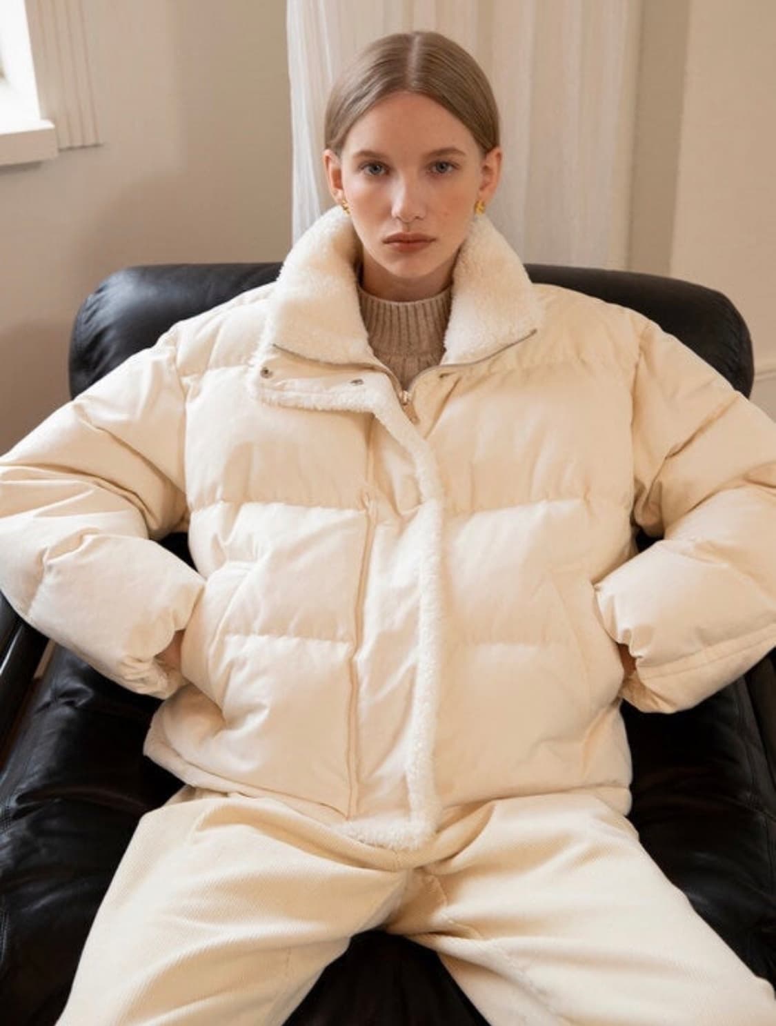 오스트카카 페기구스 아이보리 숏패딩 상품이미지1