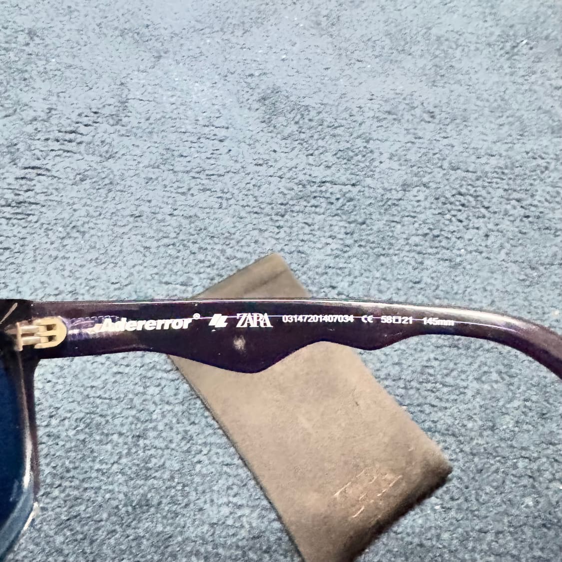 자라 아더에러 블루 뿔테 선글라스 상품이미지3