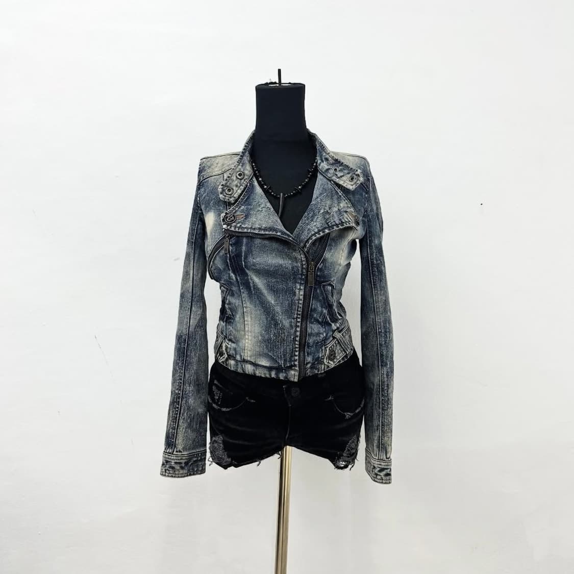 Buckaroo washing denim jacket 상품이미지1