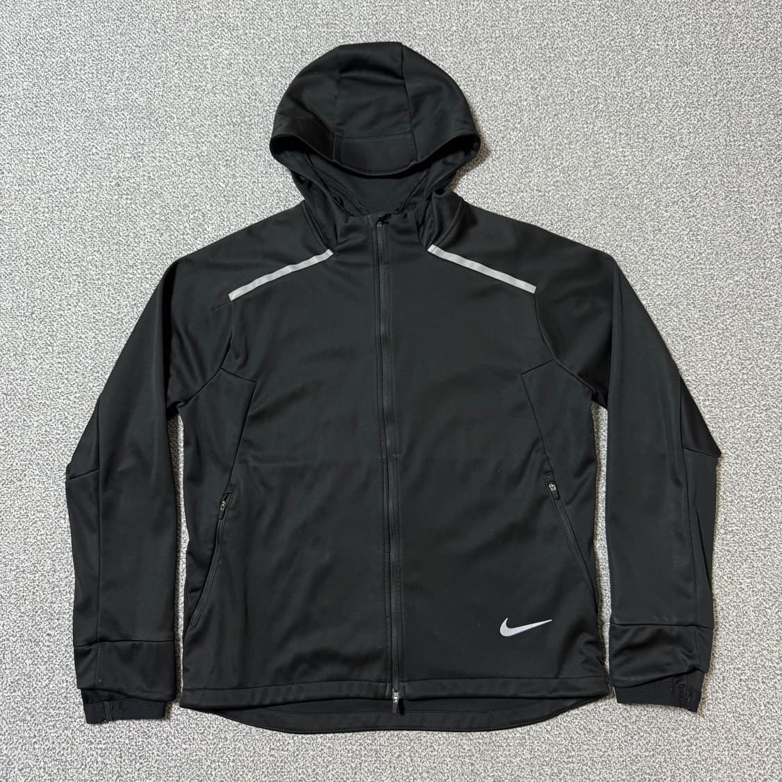 나이키 쉴드 바람막이 M 상품이미지1