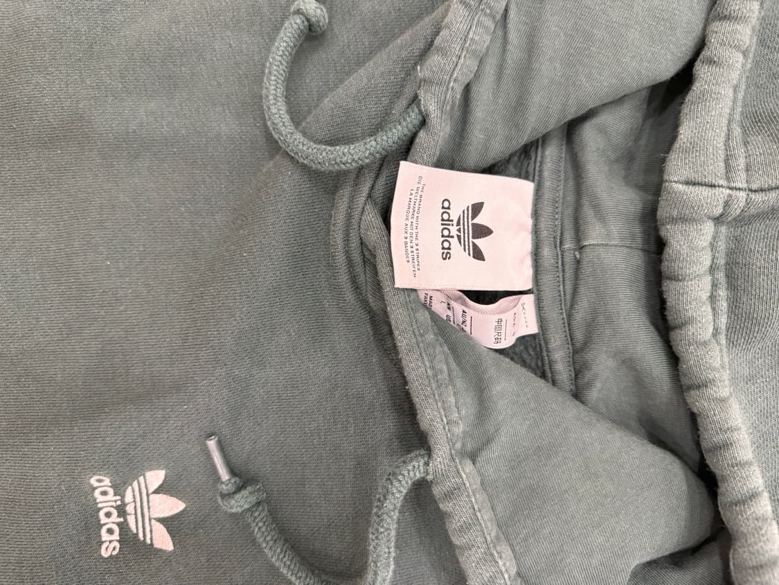 아디다스 ESSENTIAL HOODY 후드티 L사이즈 상품이미지4