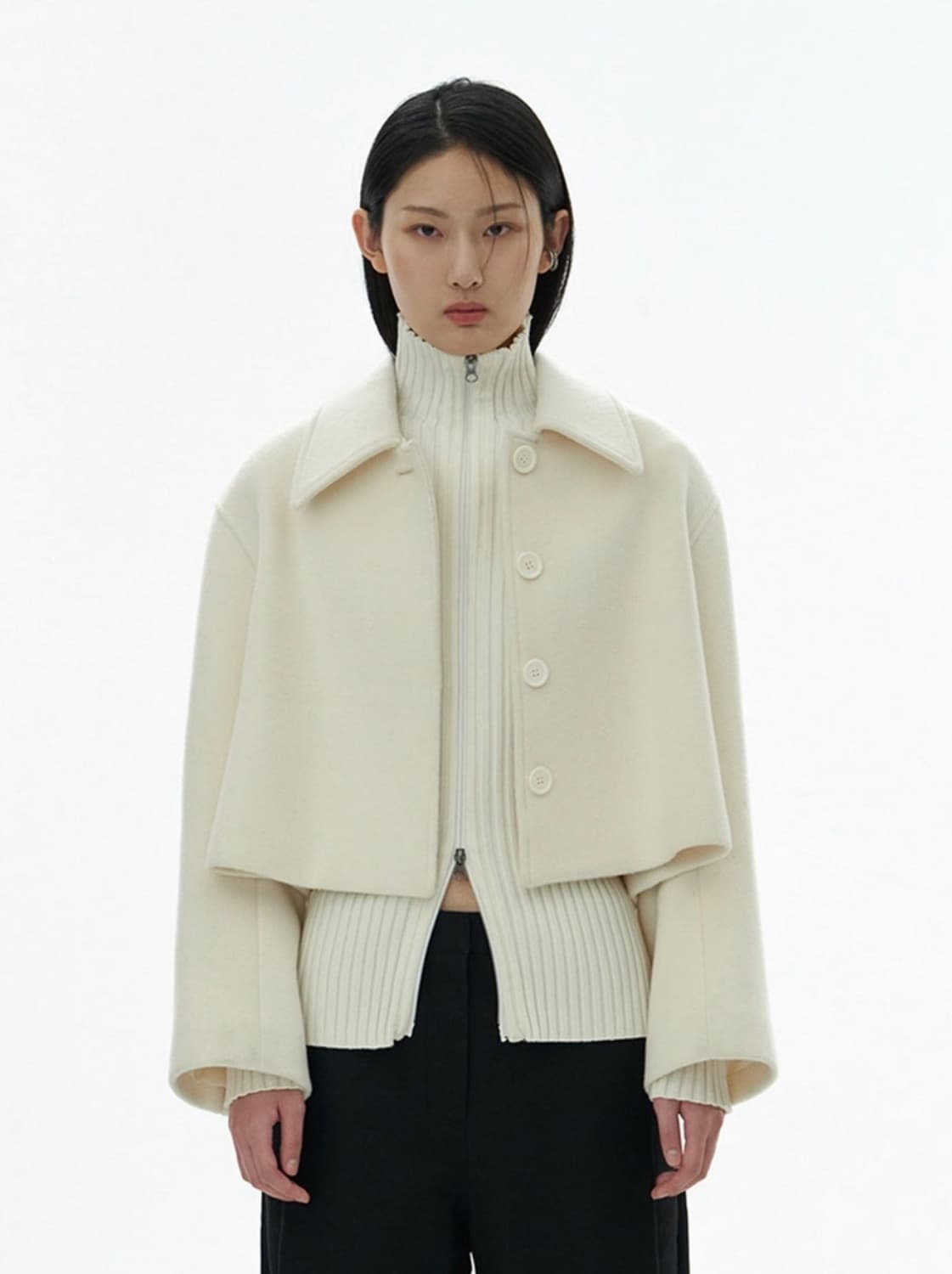 아모멘토 크롭 코트 상품이미지1