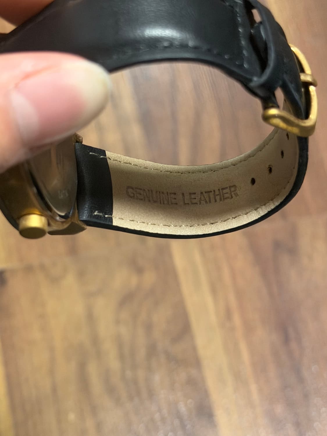 액센트 가죽 시계 상품이미지4