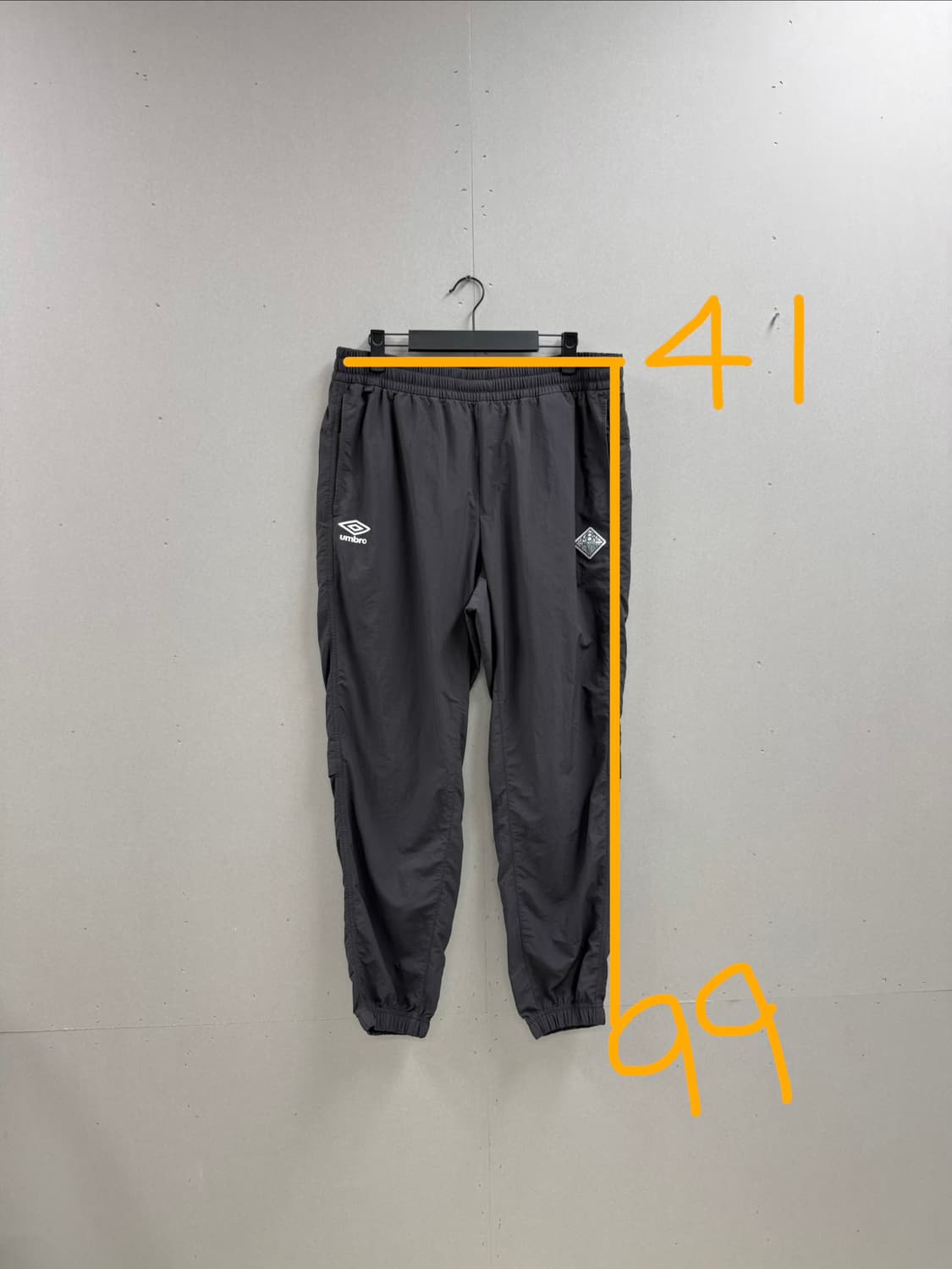 남성 85 xl / 엄브로 피그먼트 웜업 조거팬츠  상품이미지2