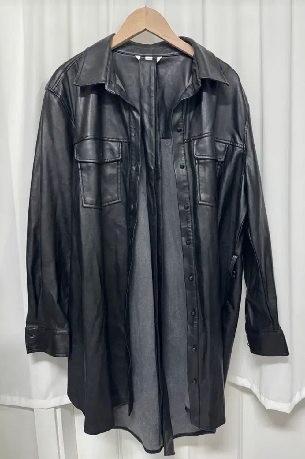 H&M 블랙 레더 셔츠형 롱 자켓 ops 상품이미지2