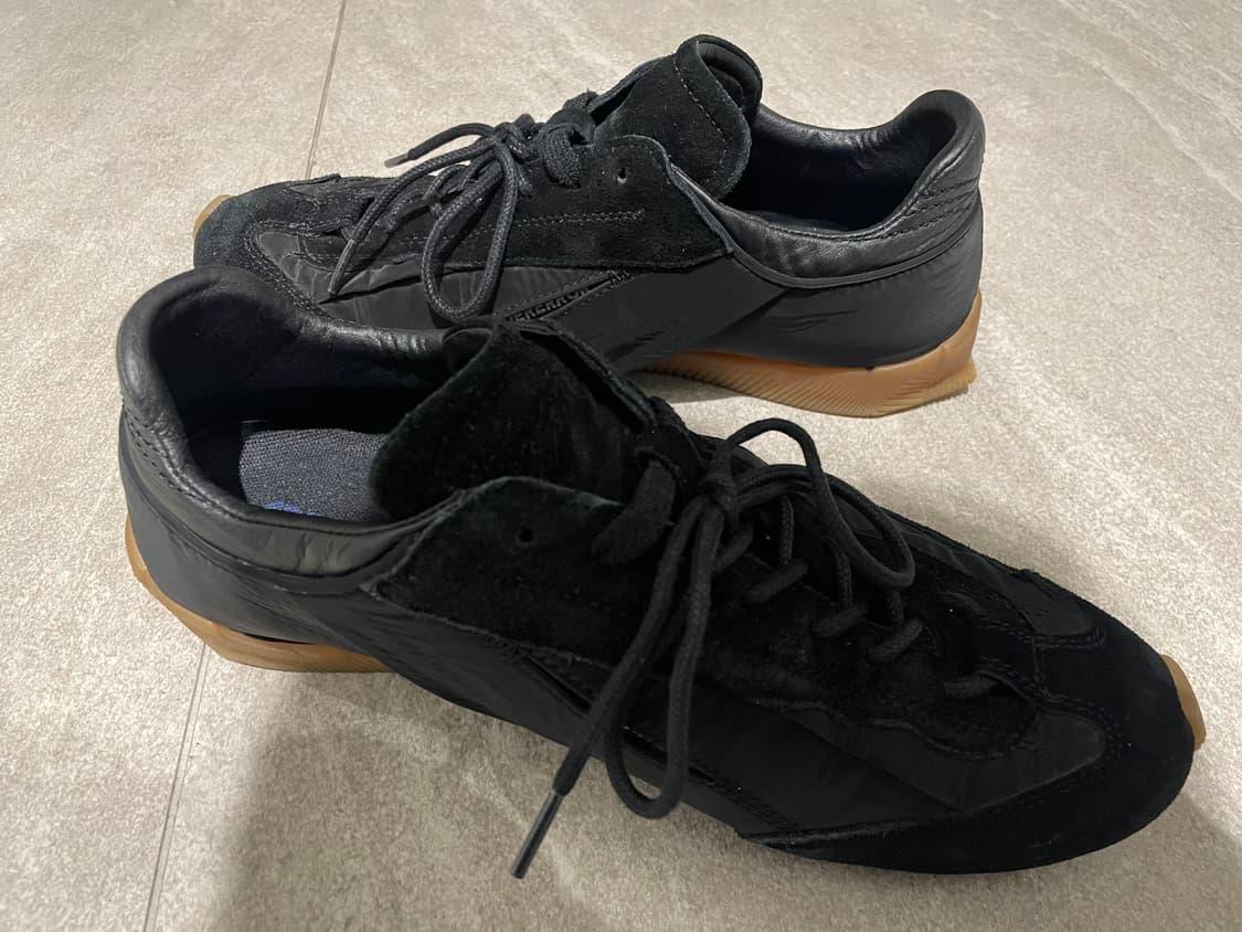 아더에러 스키드 블랙 270 상품이미지1