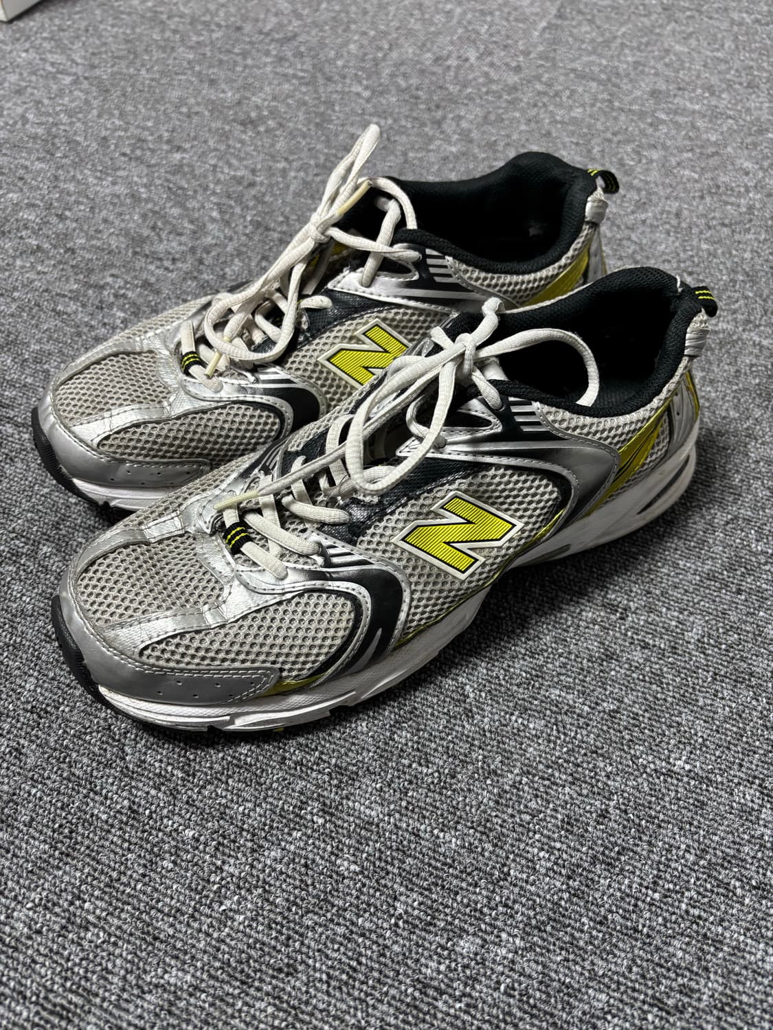 뉴발 530 실버컬러 상품이미지1