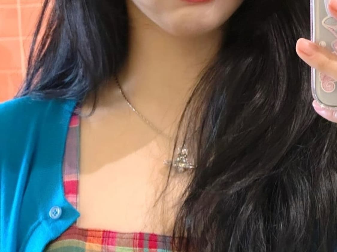 비비안웨스트우드 별 목걸이 상품이미지3