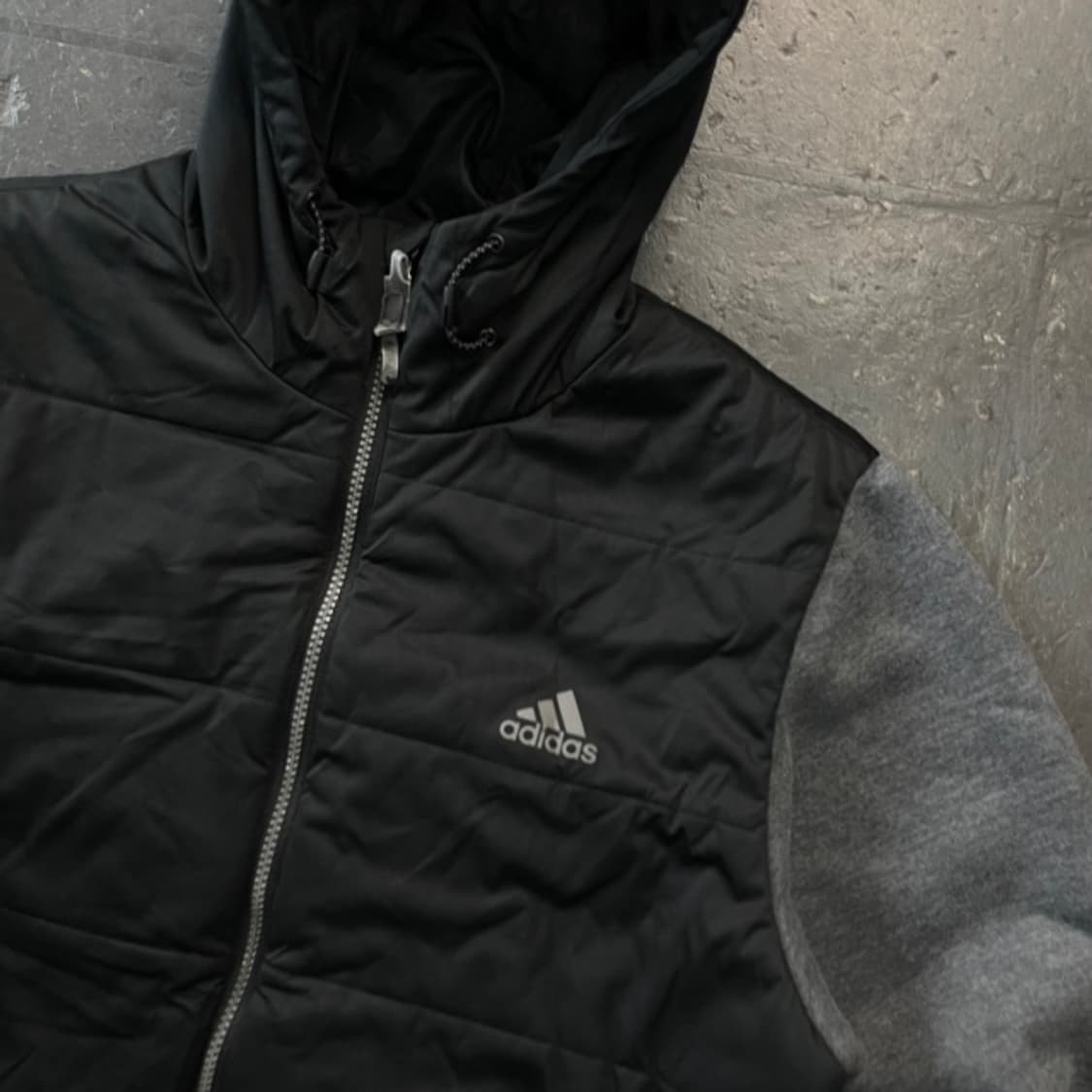 105 아디다스 방풍패딩 상품이미지2