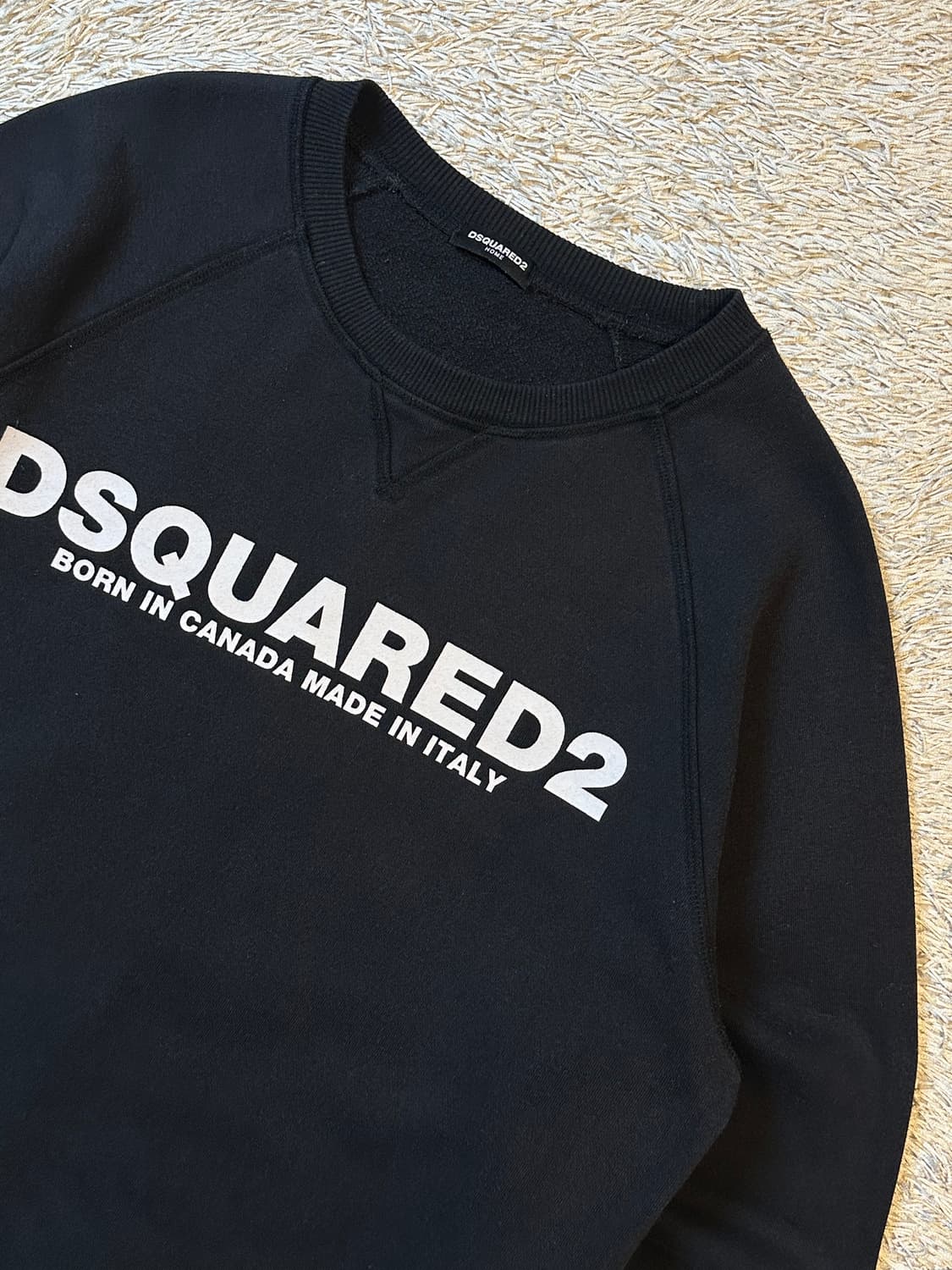 디스퀘어드2 스펠로고 맨투맨 블랙 상품이미지2