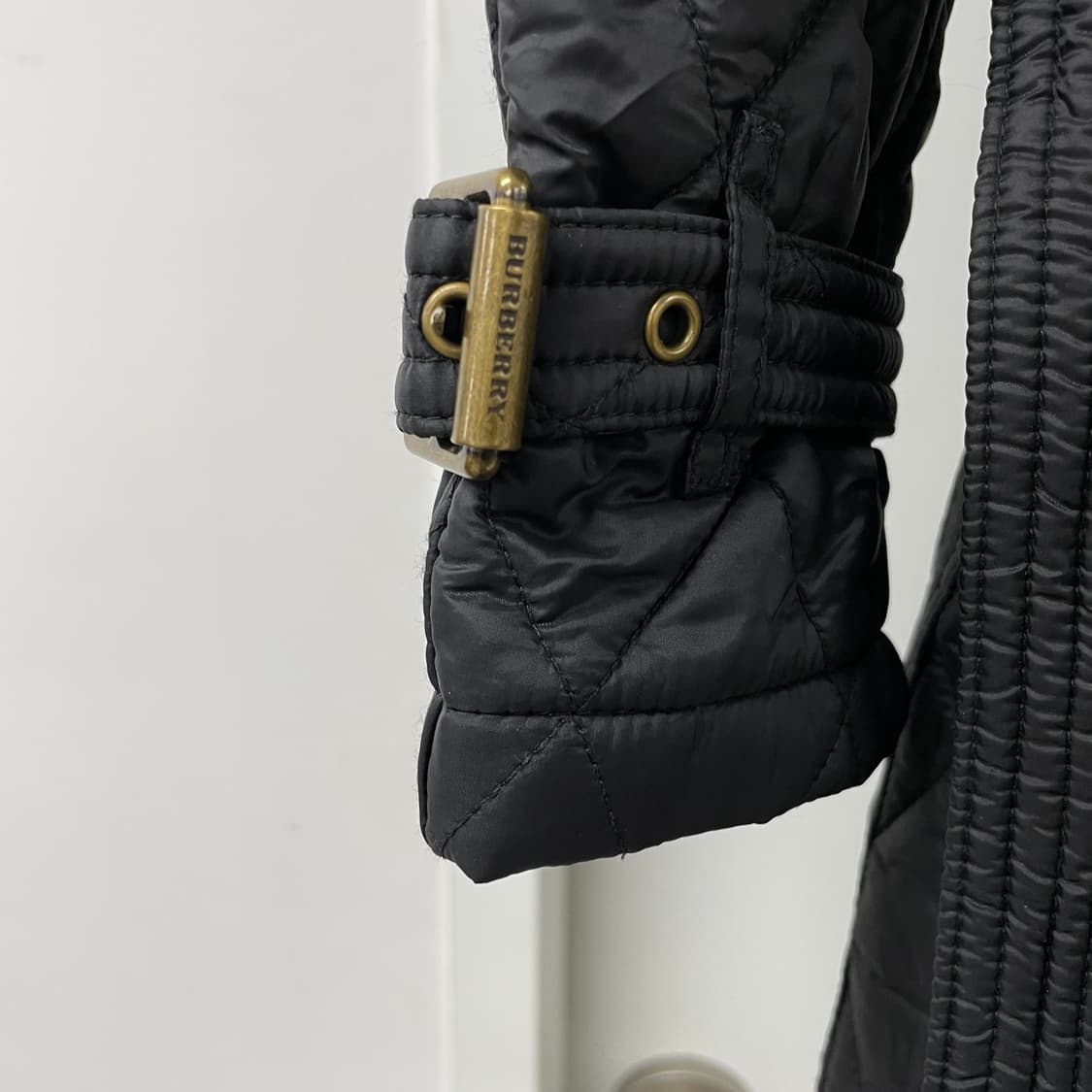 버버리 퀄팅 코트 블랙 XS(W) 상품이미지4
