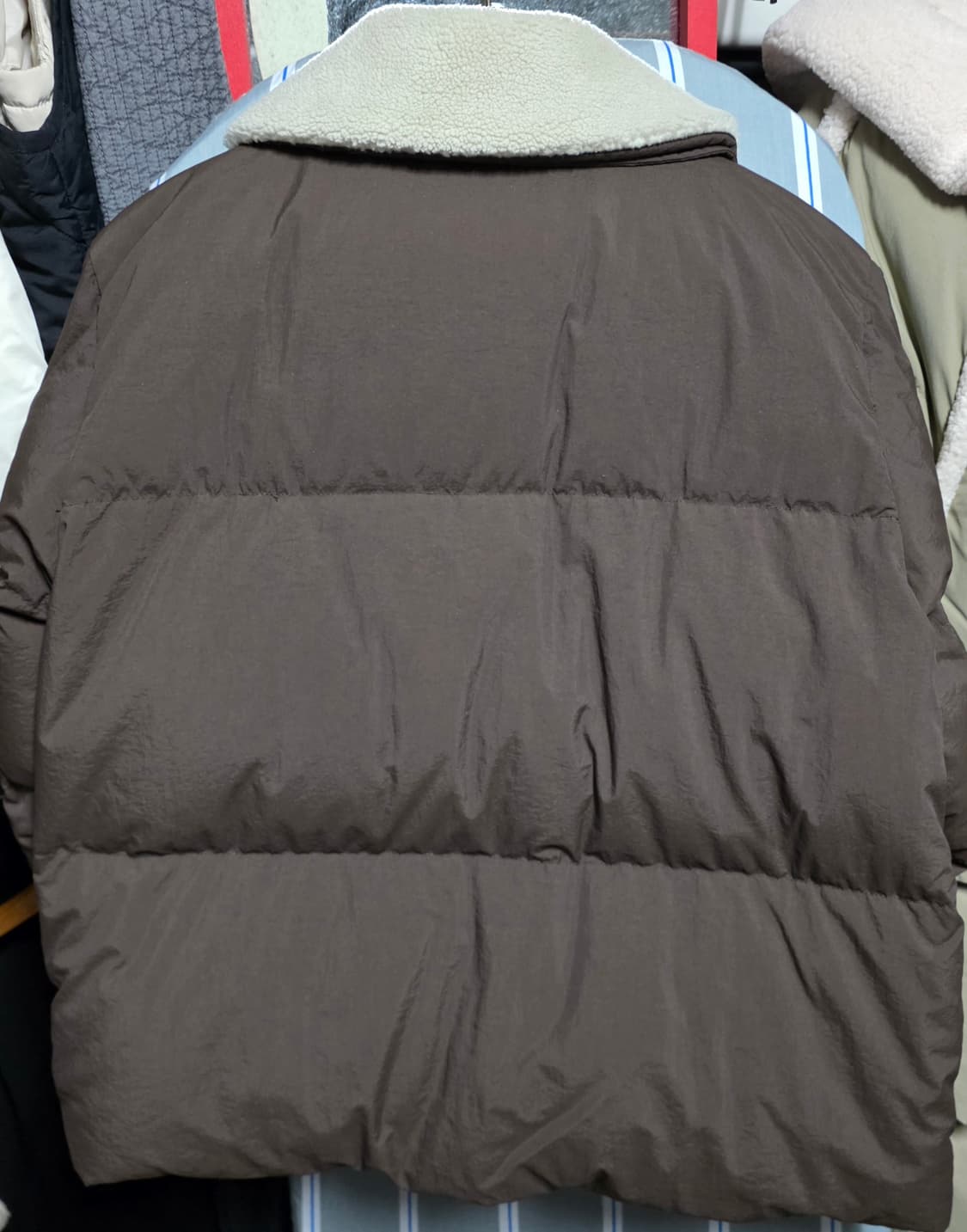 스노우피크 여성 카라 부클넥 헤비 다운 자켓 Choco Brown 상품이미지2