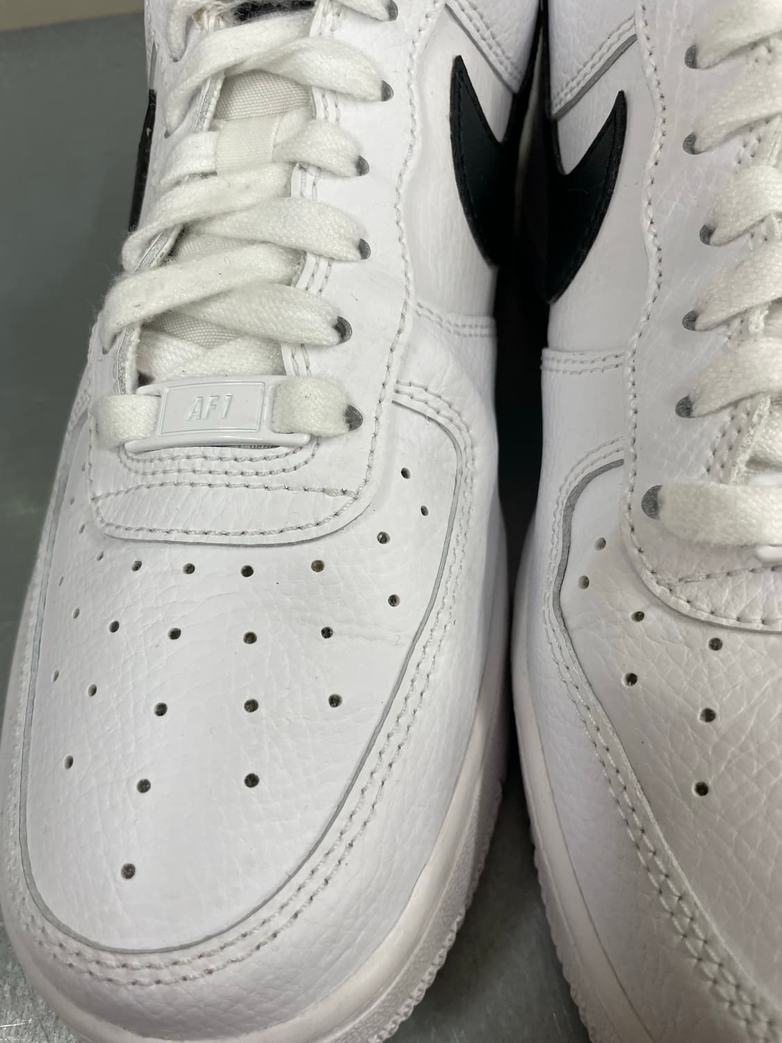나이키 에어포스1 로우 화이트 블랙 240 상품이미지8