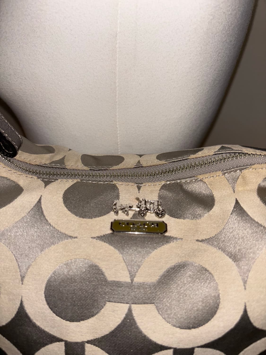 Coach vintage silver shoulder bag 상품이미지3