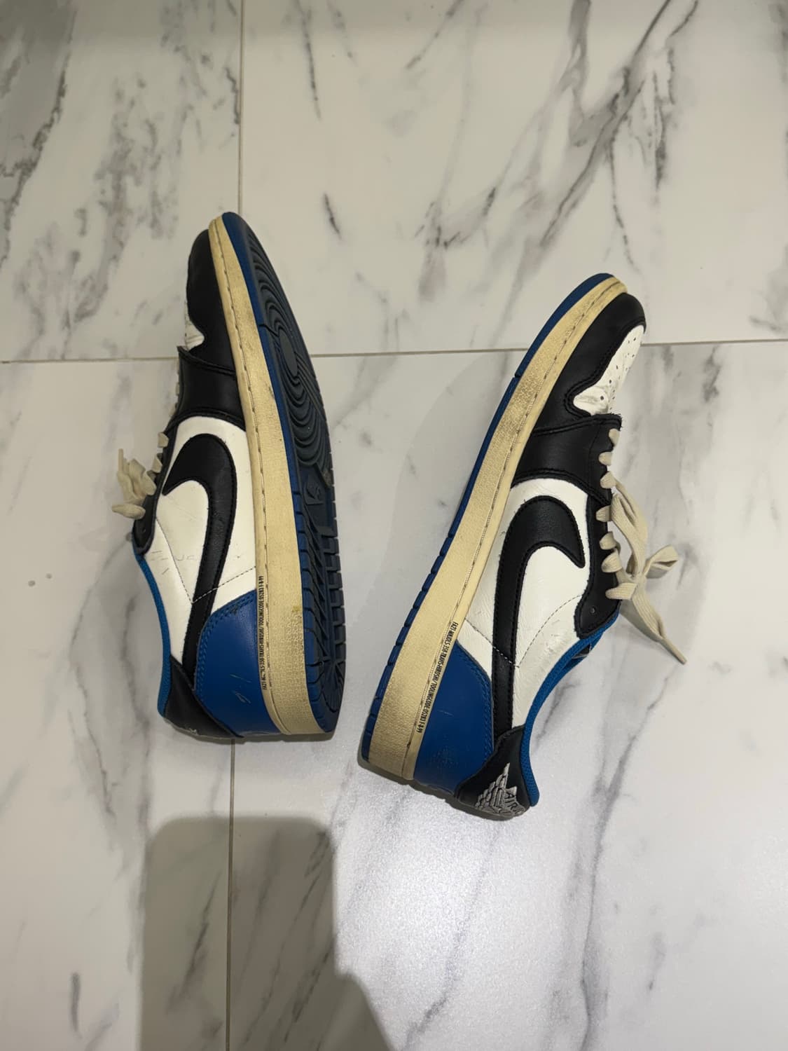 나이키 에어조던1 로우 트래비스 스캇 프래그먼트 OG 상품이미지5