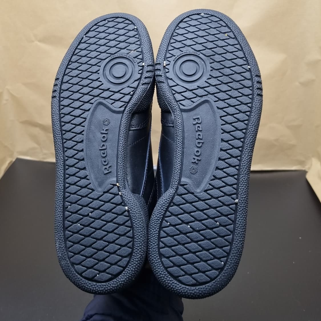 리복 클럽 C 85 블랙 스니커즈 240 상품이미지3