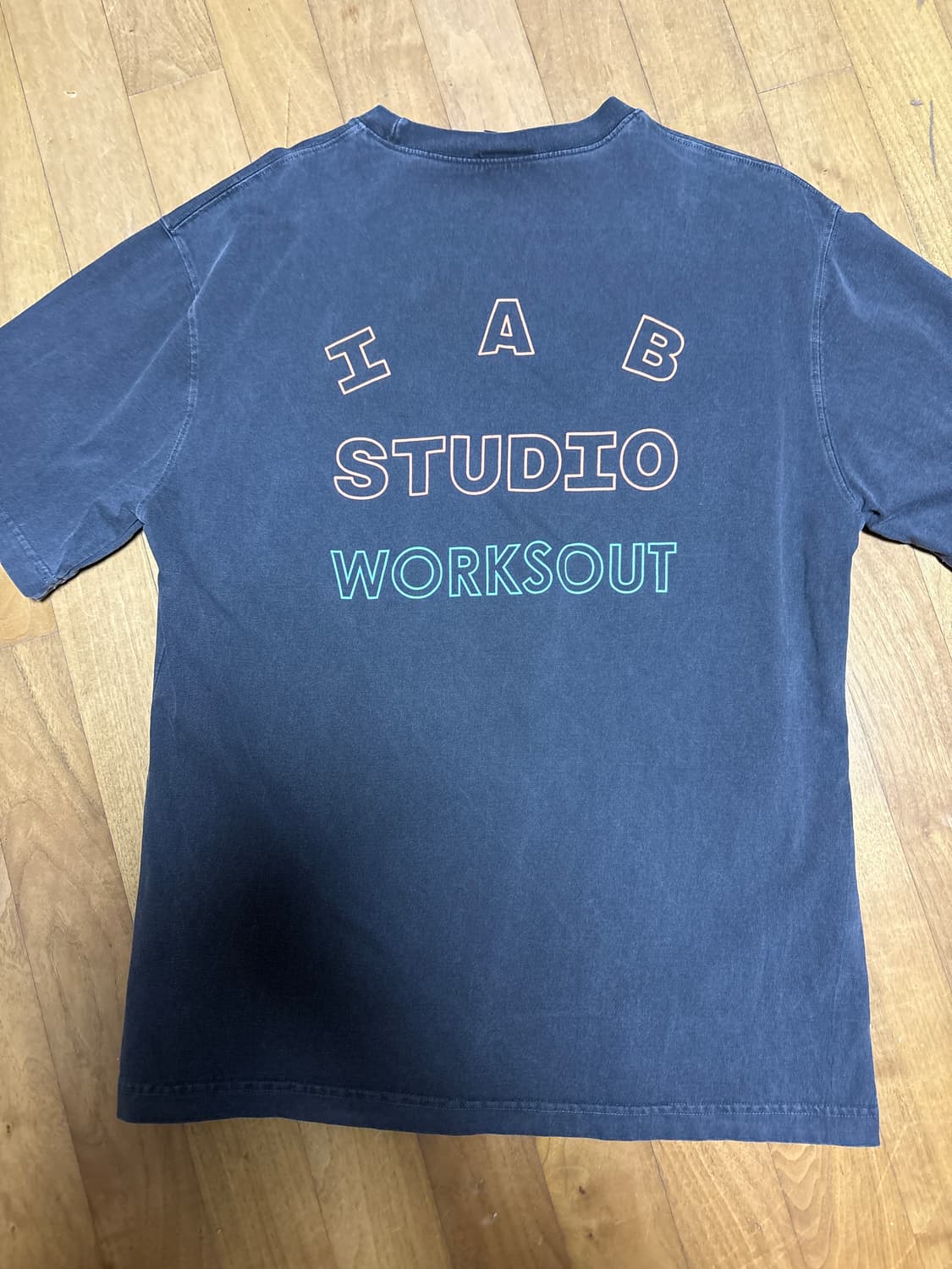 아이앱 스튜디오 피그먼트 티셔츠 차콜 포 웍스아웃 상품이미지4