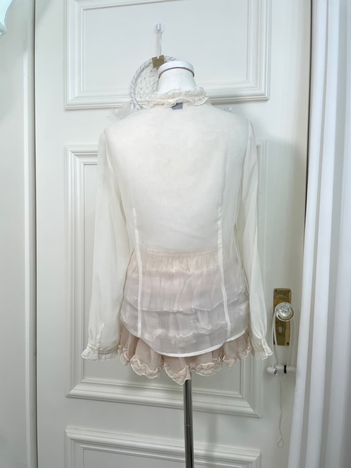 ivory ruffle bow princess blouse 상품이미지3