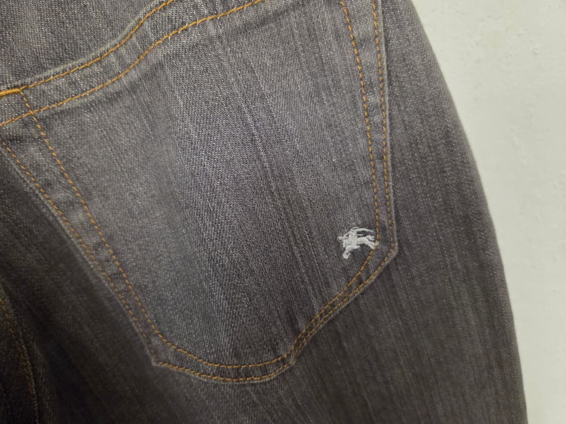 30 버버리 블랙라벨 더티 그레이진 상품이미지9