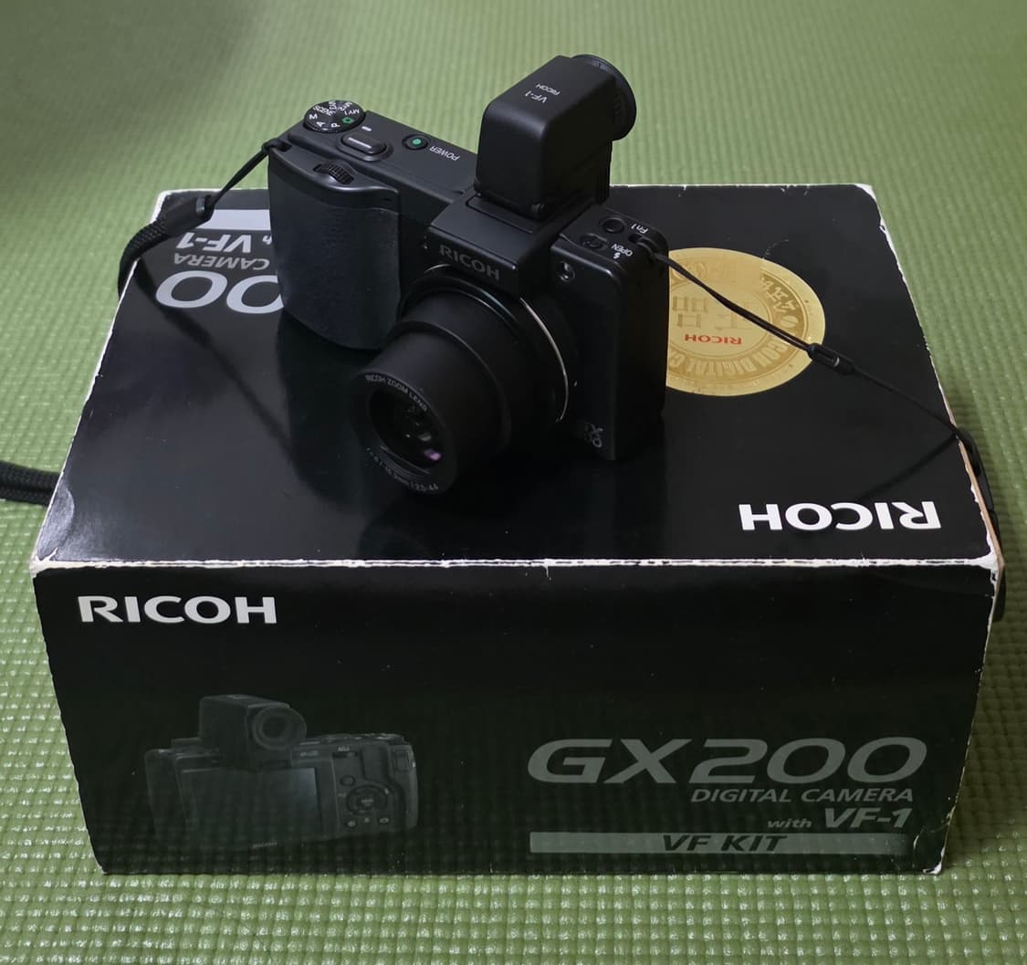 리코(RICOH) GX200 VF KIT 디지털 카메라 팝니다. 상품이미지1