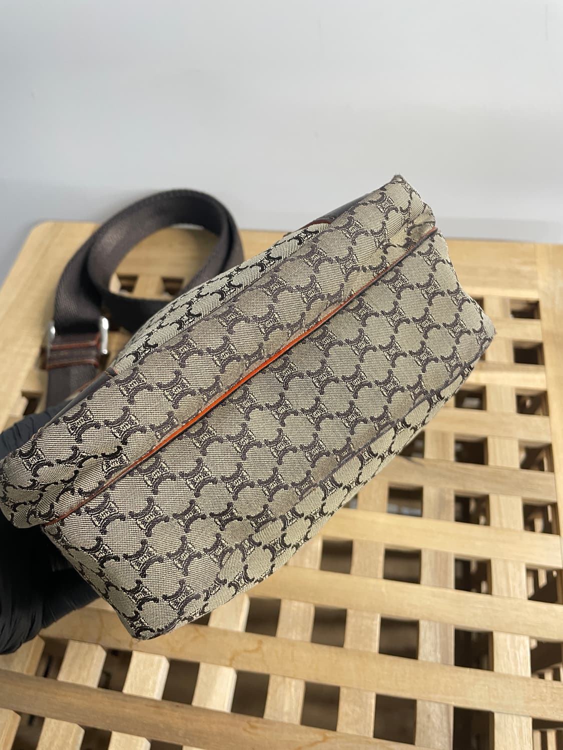 셀린느 크로스백(남여공용) 상품이미지8