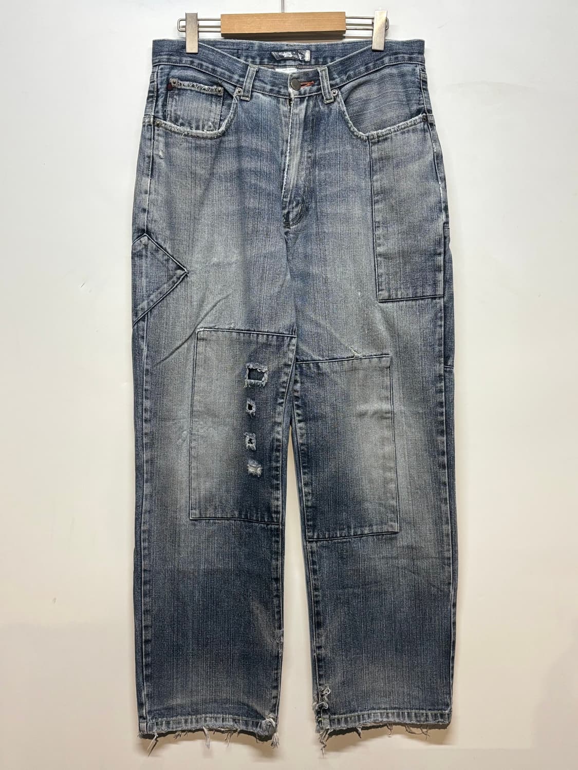 패치워크 페인팅 데님 상품이미지1