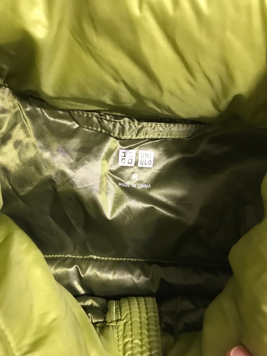 유니클로 울트라 라이트다운 경량패딩 상품이미지4