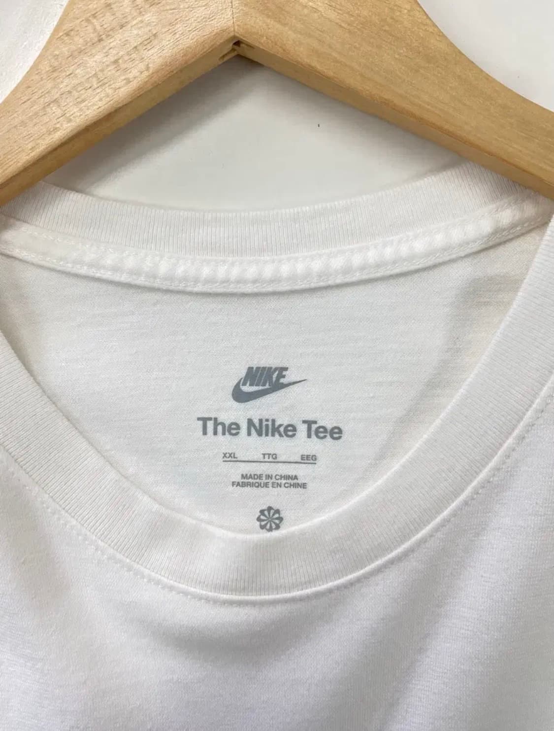 나이키 엠보 블루 스우시 반팔 라운드 XL 상품이미지6