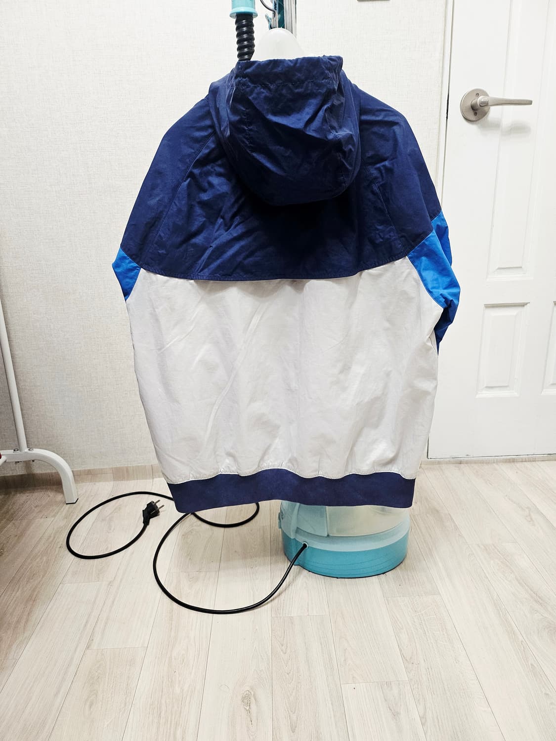 (100~105)L☆초대장급☆나이키 윈드러너[네이비,화이트,블루]바람막이 상품이미지6