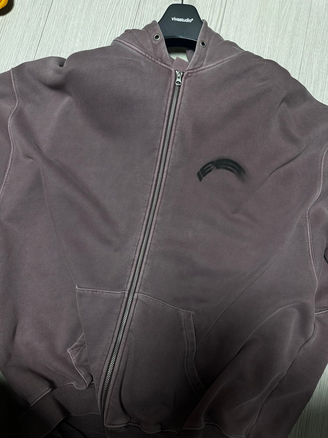 IEY OVERSIZED MOTION LOGO HOODED ZIP-UP 상품이미지4
