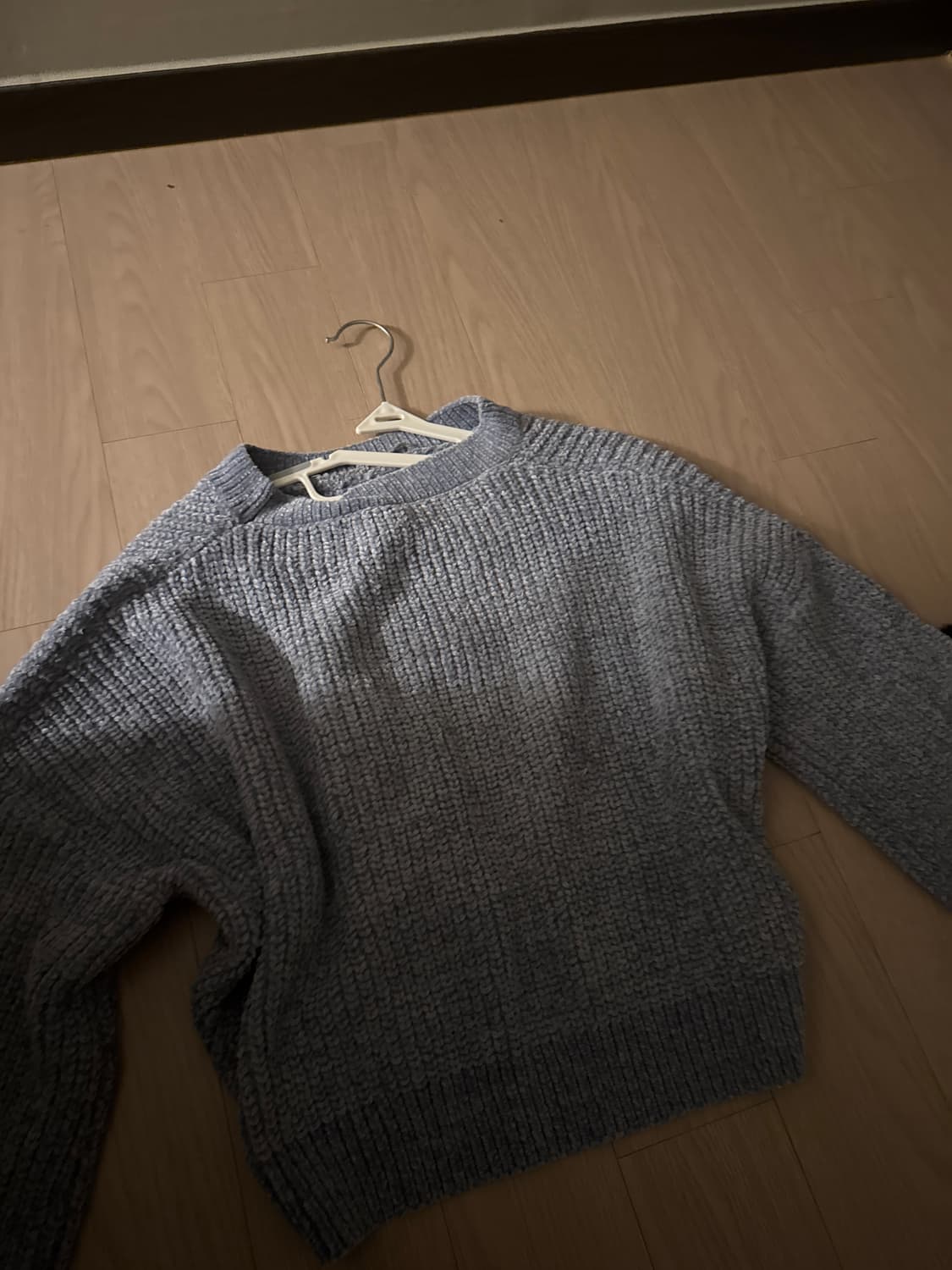 하늘색 크롭 니트 상품이미지1