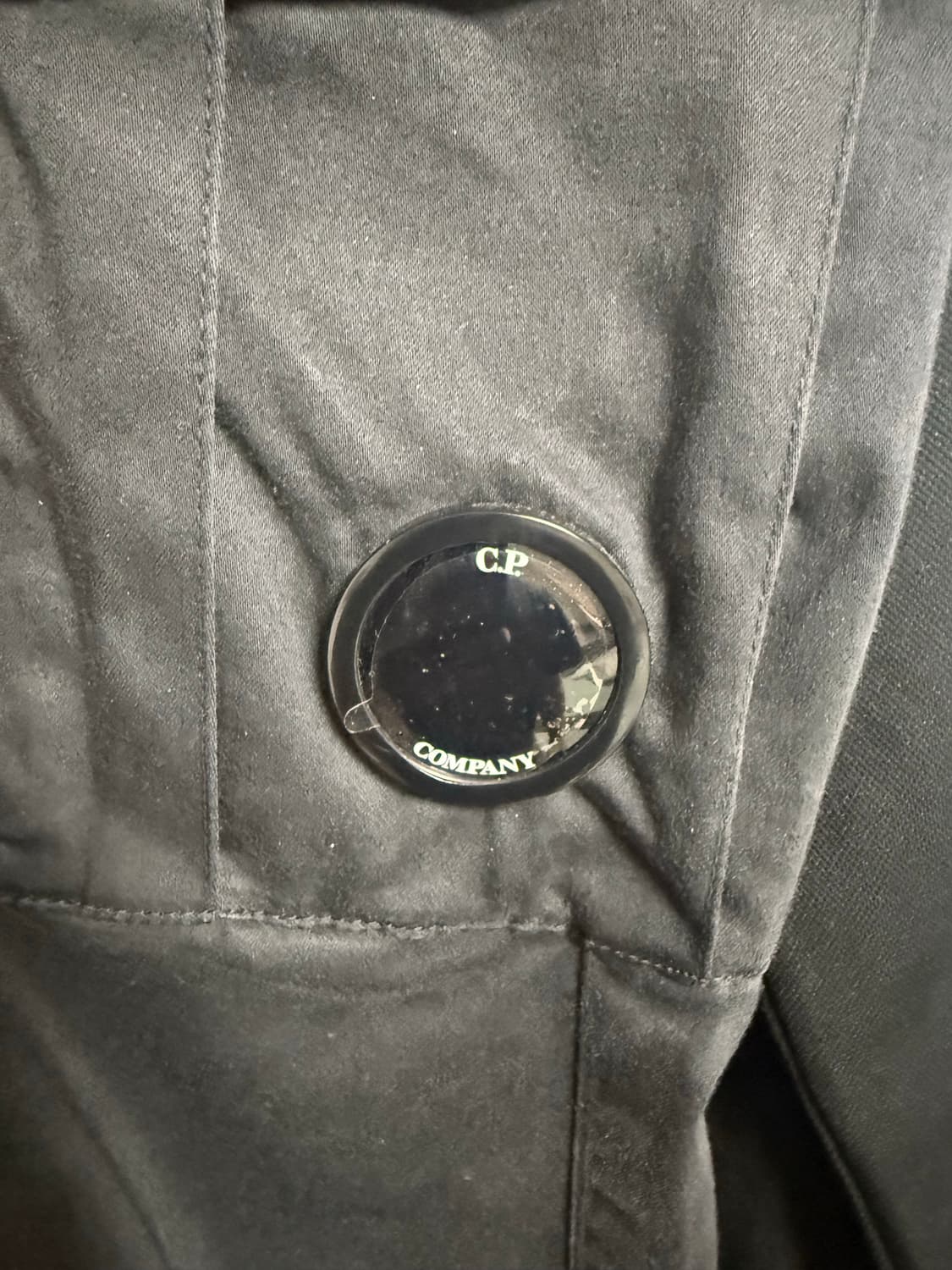 C.P. Company 블랙 색상 카고 바지 46 상품이미지3