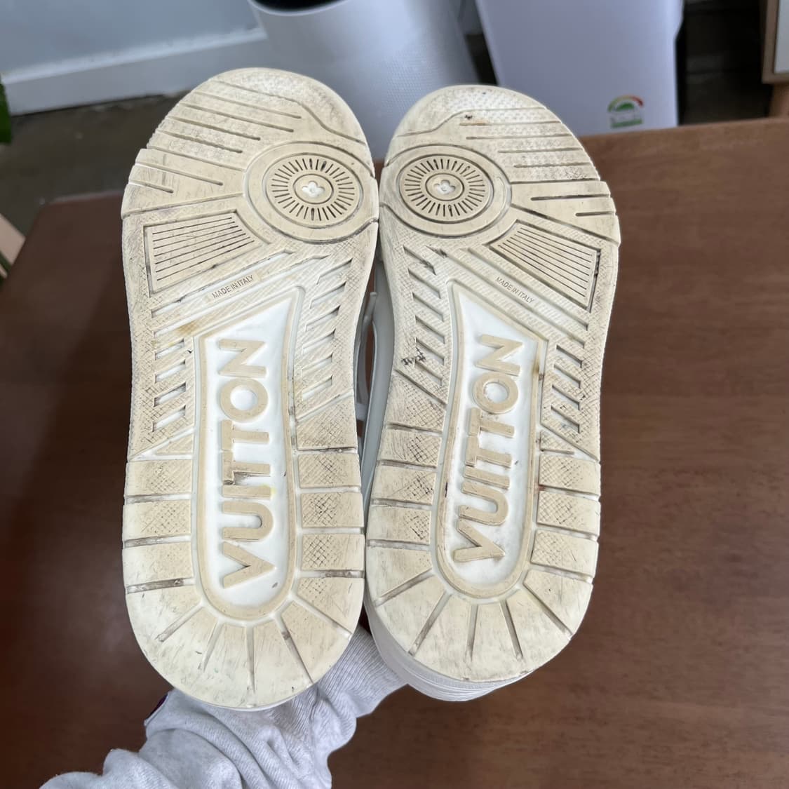 루이비통 LV 트레이너 스니커즈 로우탑 9 상품이미지7