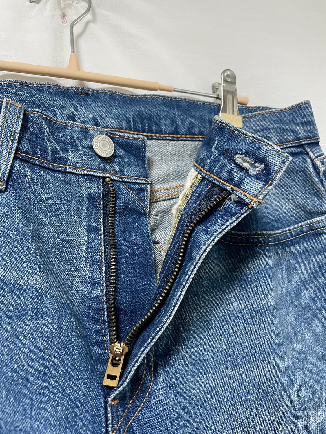 리바이스 프리미엄 502 빅E 가죽패치 신축성 테이퍼드핏 데님팬츠 32 상품이미지4