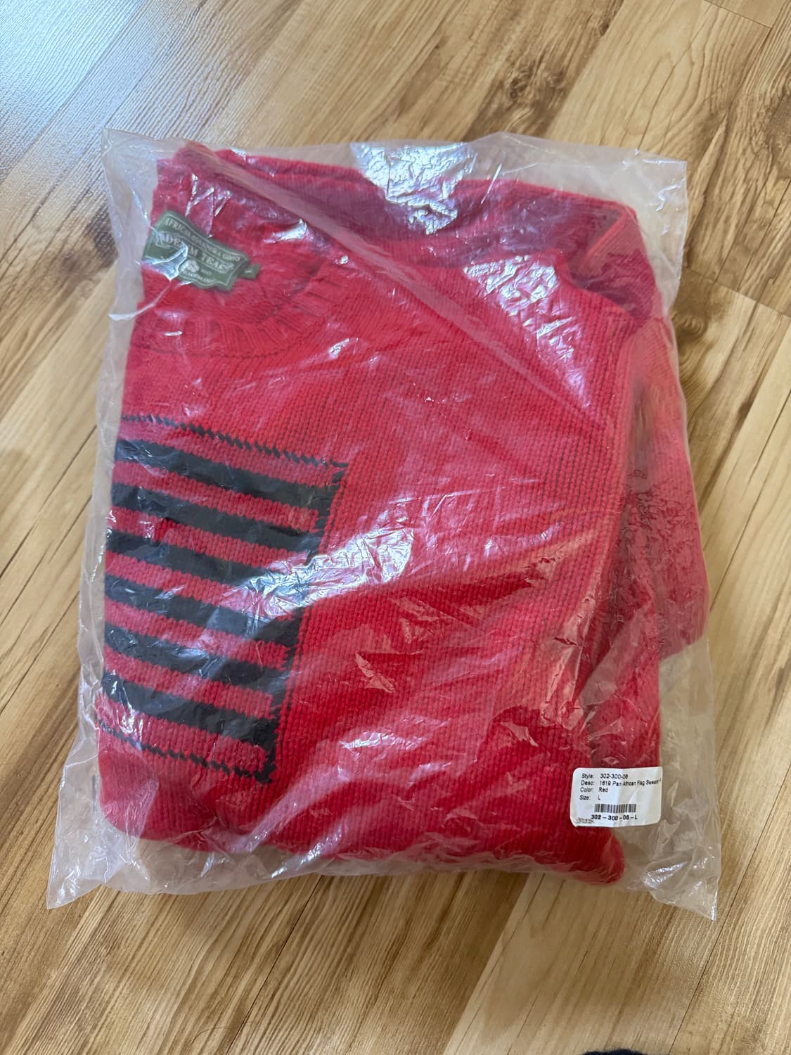 데님 티어스 아프리카 스웨터 니트 레드 상품이미지2