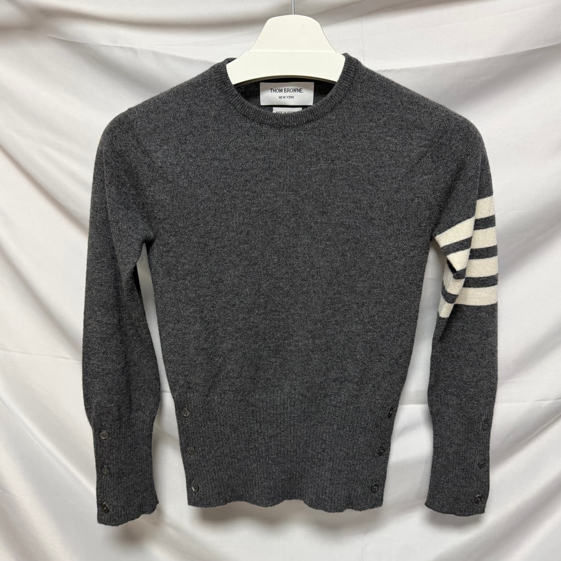 [S+급/38] 톰브라운 캐시미어 여성니트 백화점판 상품이미지1