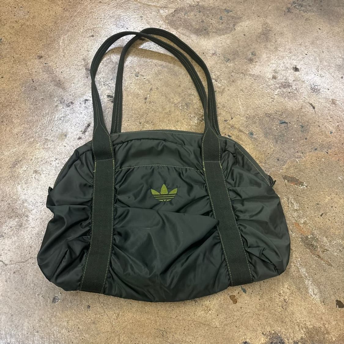 아디다스 y2k 카키 파이어버드 토트백 숄더백 보부상 가방 상품이미지2