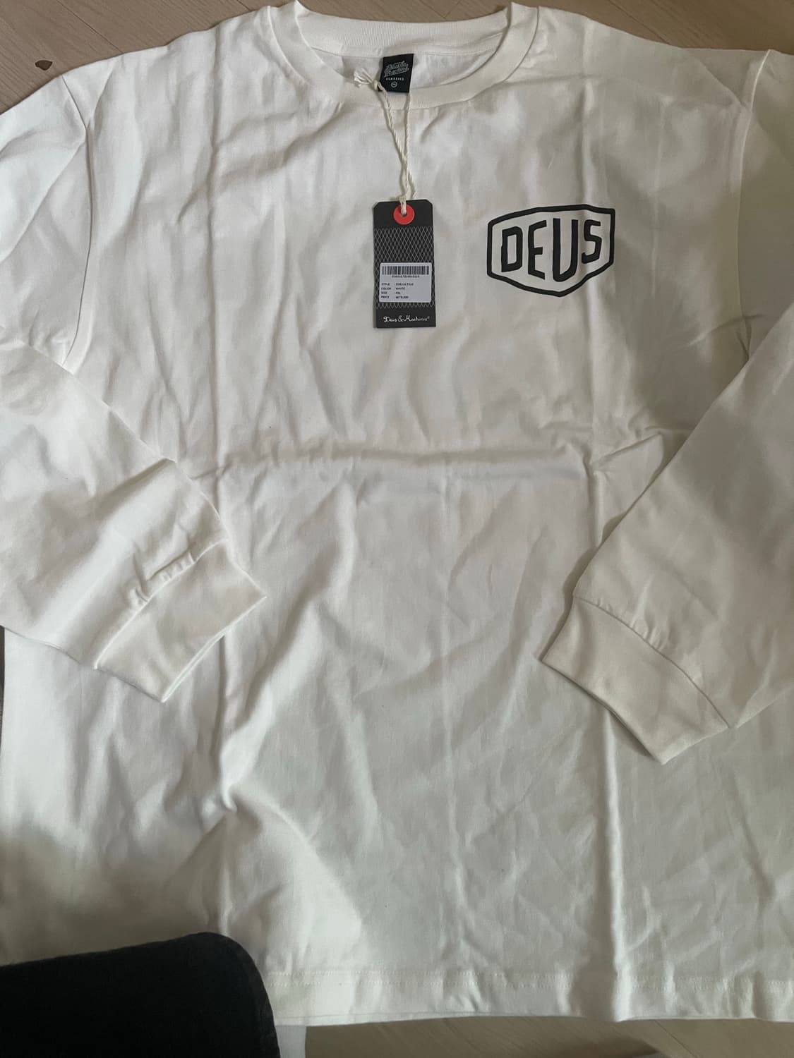 데우스 서울 긴팔티 화이트 xxl 새상품 상품이미지1