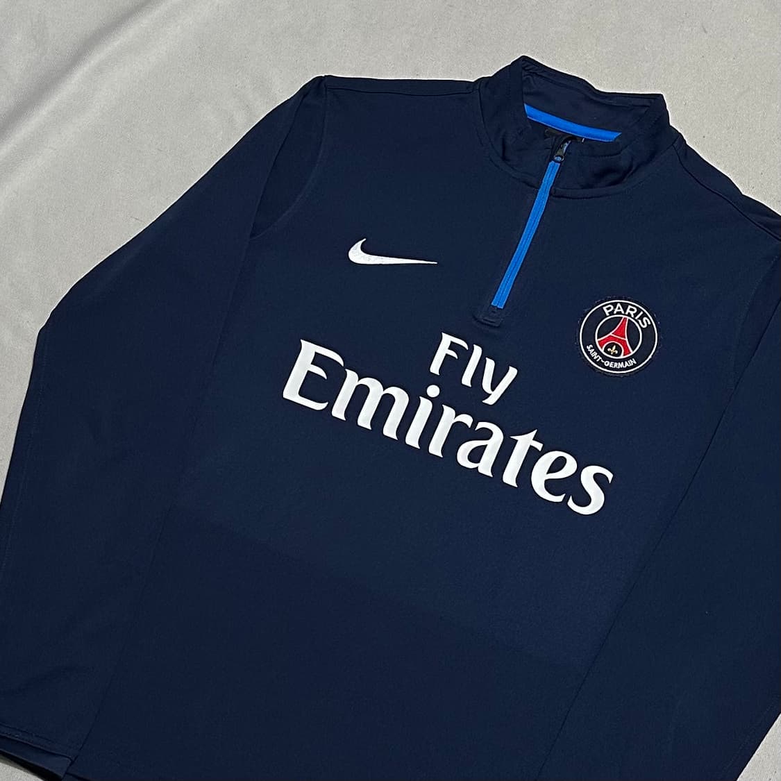 L 나이키 파리 생제르맹 17-18 시즌 네이비 트레이닝 탑  상품이미지1